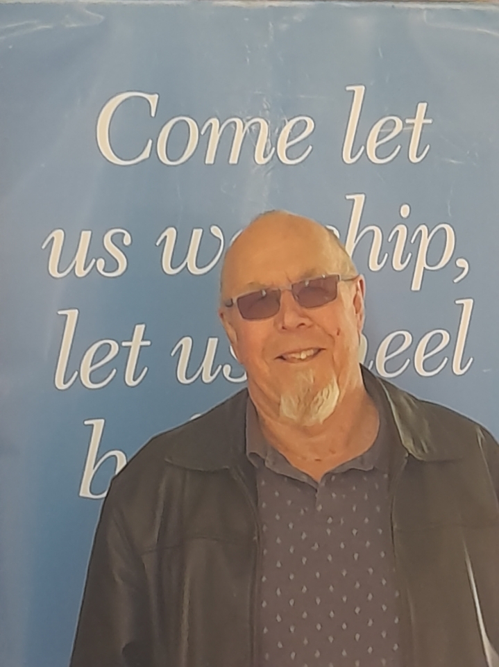 Phil Manson Leader fernvale church